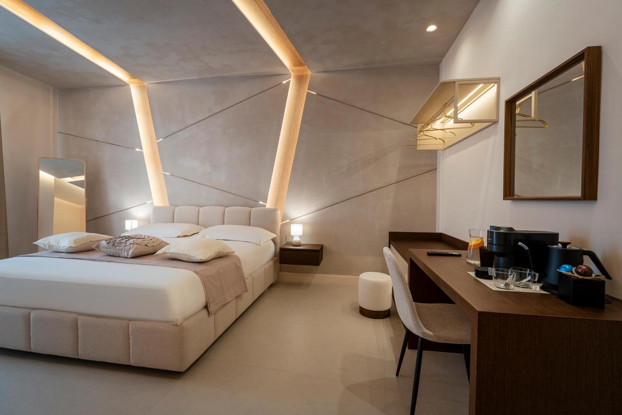 Halo Suite Неаполь Екстер'єр фото