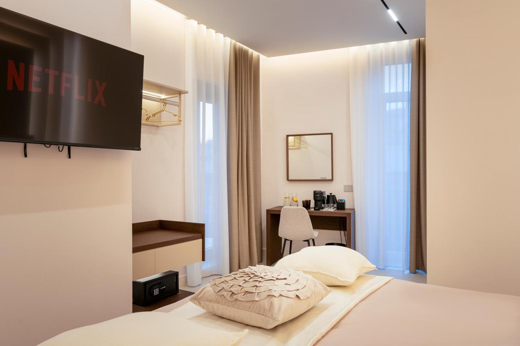 Halo Suite Неаполь Екстер'єр фото