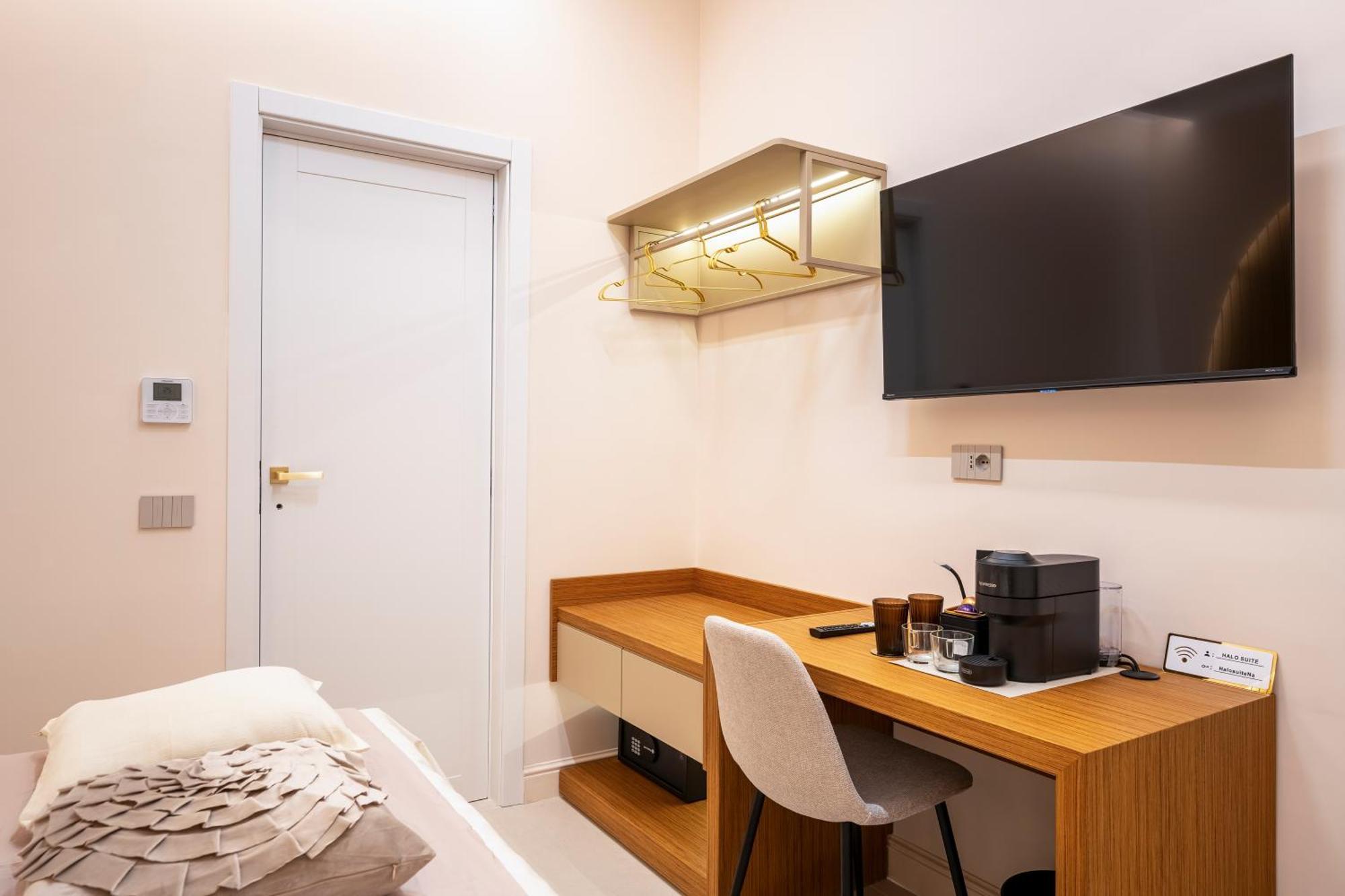 Halo Suite Неаполь Екстер'єр фото